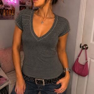 Mossimo Supply Co. Short Sleeve V-Neck Ribbed Knit Tee in Charcoal Gray